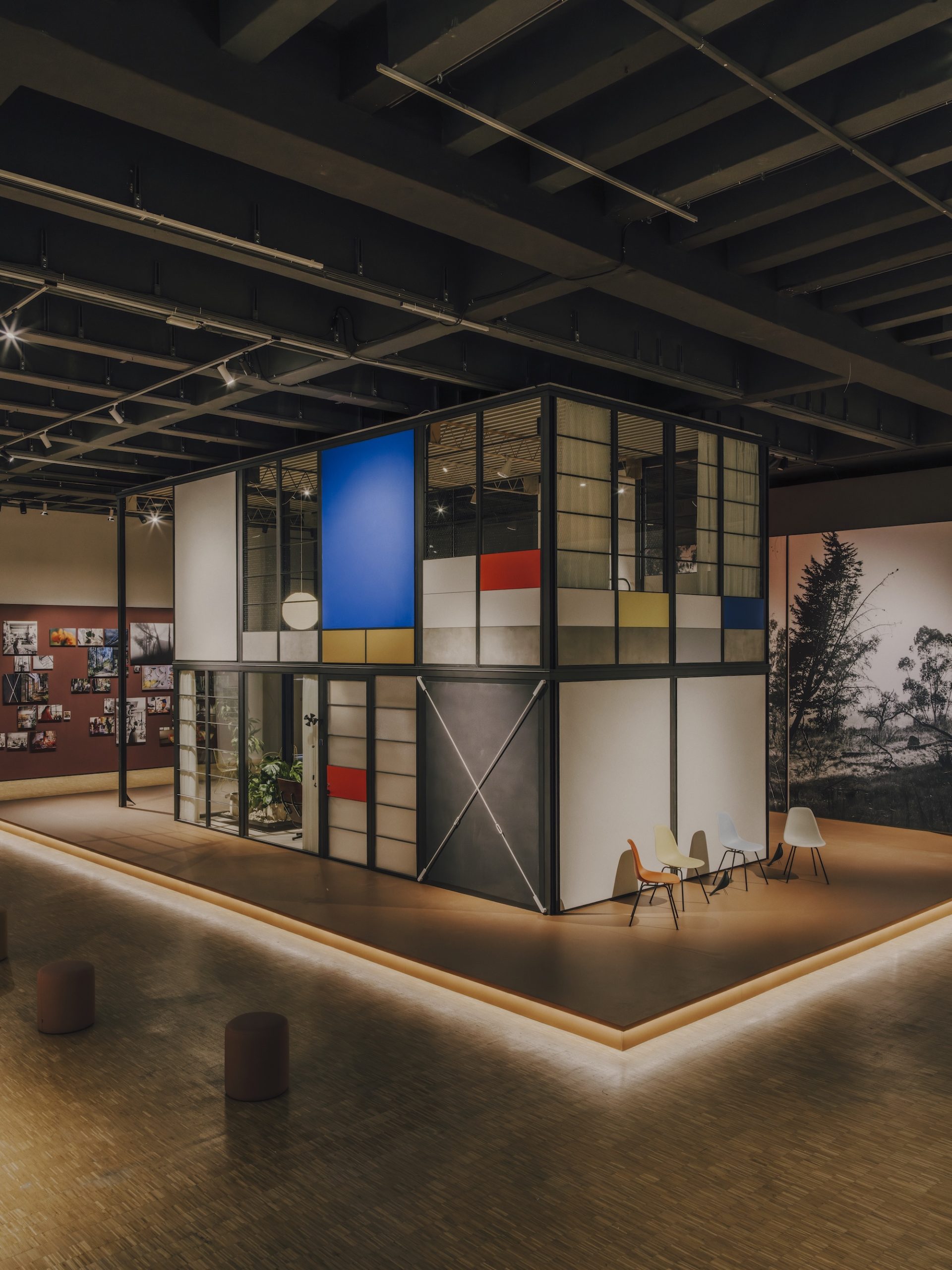 The Eames Houses - Eames Office